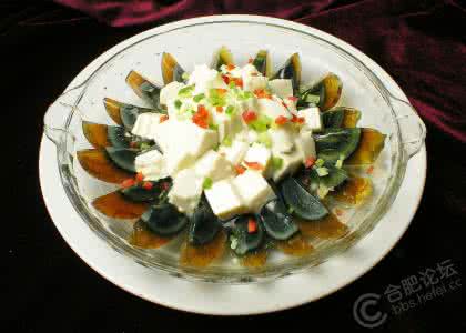 凉拌皮蛋嫩豆腐的做法 凉拌松花蛋豆腐的做法