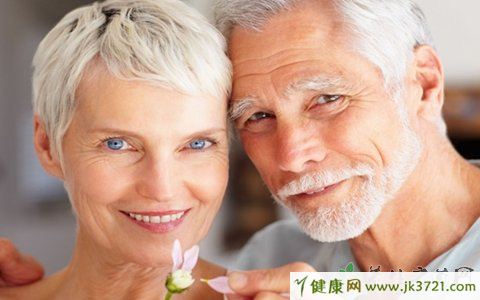 祛除老年斑的方法 可有效祛除老年斑的5个饮食方法(1)