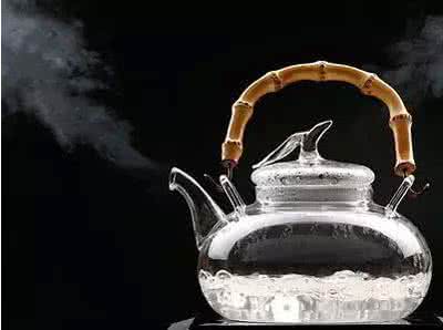 经期不能吃的水果蔬菜 隔夜菜,蒸锅水真的有毒?不能吃?