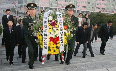 志愿军给朝鲜姑娘配种 朝鲜为纪念哪位志愿军将领以他名字命名一座山？