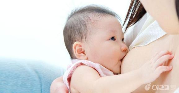 宝宝一岁后母乳的营养 放心喂母乳 母乳到宝宝2岁仍有营养 妈妈放心喂