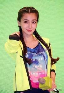 陈意涵张钧甯辫子 张钧甯Angelababy都爱疯了的“拳击辫”到底有多美？