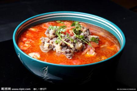 番茄牛尾汤 整一锅番茄牛尾汤