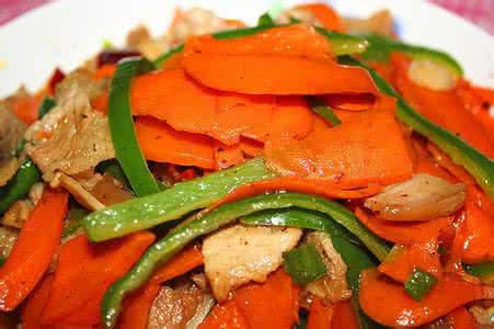 胡萝卜炒肉的做法 胡萝卜炒肉 三种胡萝卜炒肉简单做法