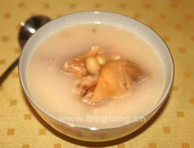 花生猪手汤 花生猪手煲 催乳食谱 花生猪手汤