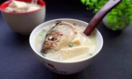 有助孩子长高的营养汤 春天煲这10道汤喝，孩子长高老人强身