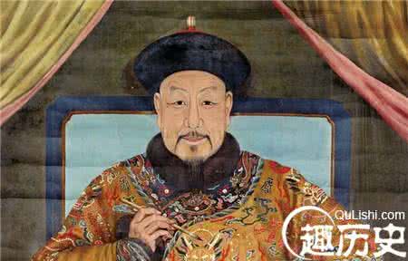 伺候老爷皮鞋奴才跪着 古代官场奴才变成老爷 揭秘职场升迁秘籍