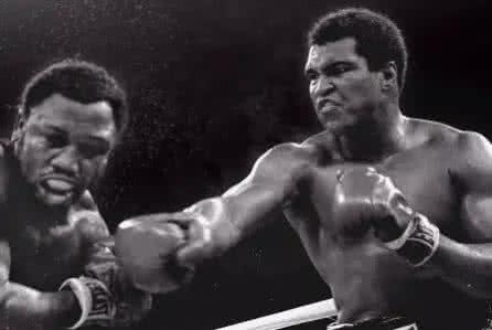 苦难的时代 特写 | 拳王阿里：苦难时代的殉道者