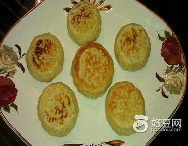 电饼铛做披萨家常做法 电饼铛版月饼的做法,电饼铛版月饼怎么做好吃,电饼铛版月饼的家常做法