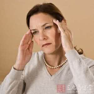 头疼眼眶疼怎么回事 头痛眼眶里头疼 头疼的原因 头痛的八个新知你知道吗