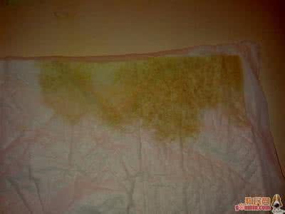 羊水破了在家怎么处理 羊水早破如何在家怎样处理