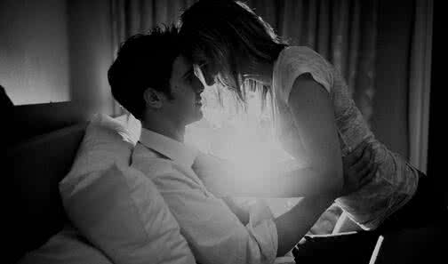 恋母情结男人性格 男人该不该有处女情结 男人的内裤情结 一丝不挂不如雾里看花