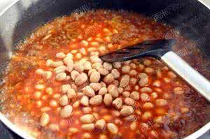 花生牛肉酱的做法 吃馒头不用炒菜，做一锅肉酱海带花生，分分钟扫光冰箱存货