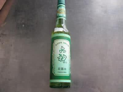 驱蚊花露水哪个牌子好 花露水哪个牌子好 花露水哪个牌子好及花露水的作用