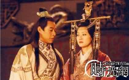 秦始皇为爱终身不娶 秦始皇为何终身不立皇后？母亲行为造成创伤？