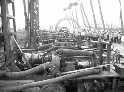 荆州长江大桥车祸2017 荆州火车站车祸 荆州车祸14死9伤 分析遇到车祸紧急措施都有哪些