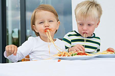 影响孩子智力的因素 影响孩子智力的食品有哪些