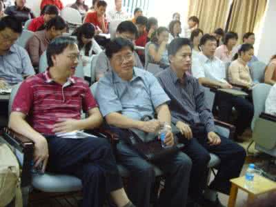 中小学生安全素质教育 生本教育——最好的素质教育(之十)