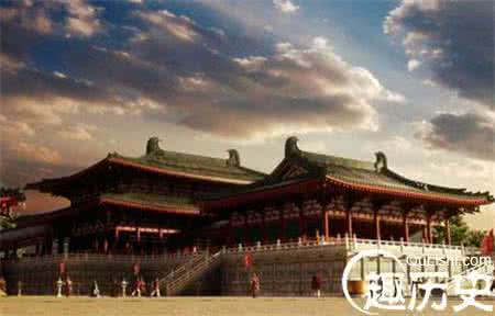 曼谷大皇宫附近吃饭 攻占皇宫只为大吃一顿 他是中国最荒唐的反贼