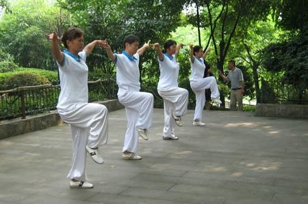 练气功修行有成的人 哪些人不适宜练气功 六类人不适宜