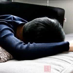 睡觉补肾 晚上手放这里睡觉竟可补肾