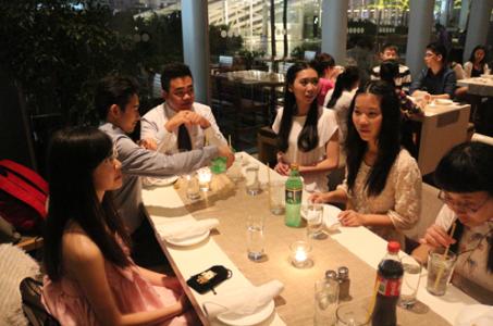 西餐礼仪图片 西餐礼仪:西餐礼仪-介绍,西餐礼仪-四种服务 西餐礼仪图片