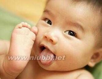 小宝宝肚兜的做法大全 【0-3岁妈咪应该为小宝宝做的100件事】