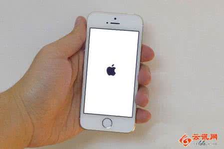 iphone5s白苹果修复 iphone5s白苹果怎么修复？