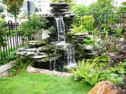 小庭院水景设计 小庭院水景设计 △水景——让庭院更完美