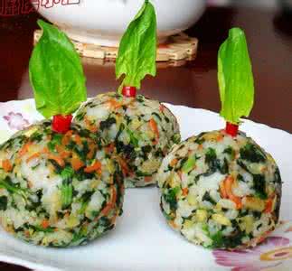 菠菜饭团 多彩菠菜饭团做法