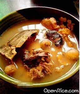 土茯苓祛湿汤 土茯苓煲龟 解毒祛湿治湿疹