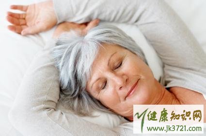 老年人如何延缓衰老 按捏腋窝 老人可延缓衰老