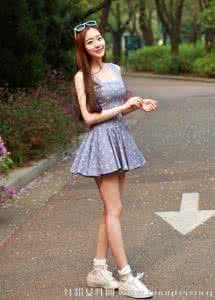 大裙摆百搭连衣裙 ol淑女 浪漫OL裙摆连衣裙 穿出淑女可爱Style