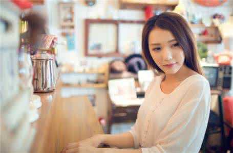 女人要高傲的活着说说 女人要学会高傲地生活