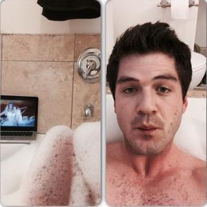 男性自慰视频自拍网站 什么是自拍死？自拍死为什么75%死者是男性？