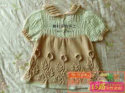 粉 色     葵 花    毛 衣