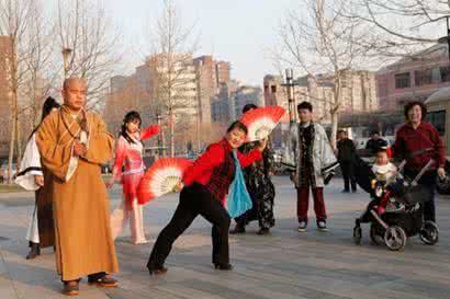 广场舞慢动作分解教学 广场舞分解动作教学 完美世界广场舞动作分解视频教学