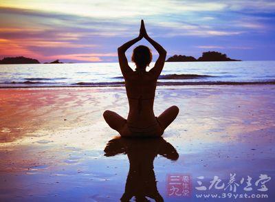 瘦脸瑜伽 瑜伽瘦脸 瑜伽帮你变身迷人小V脸