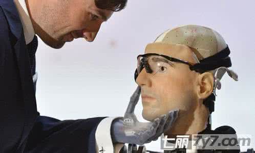 雷克斯海3d 史前世界 仿生人：仿生人-简介，仿生人-世界首例：雷克斯_仿生人