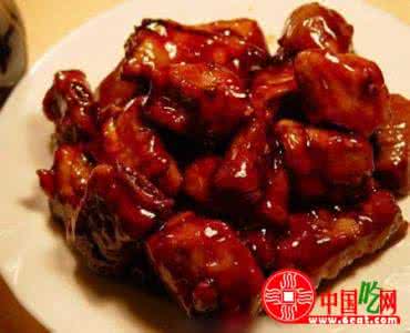 如何制作糖醋排骨 【万能汤汁制作美味糖醋排骨】