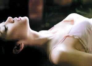用毛笔刺激女人的阴蒂 为何刺激阴蒂女人快感最强烈?