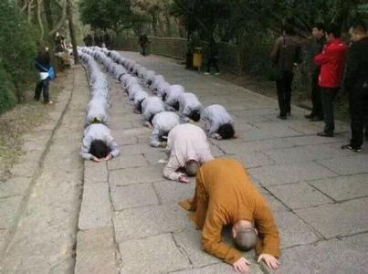 十跪父母恩 十跪父母恩--超感人的情感图文欣赏