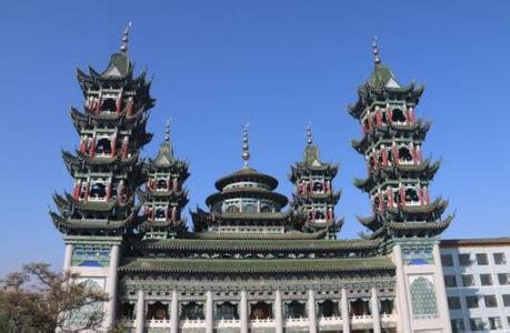 回族的民居建筑风格 回族的建筑风格是啥样的?与其的信仰有何关系