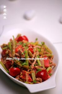 香芹牛肉丝 香芹泡菜牛肉丝的做法