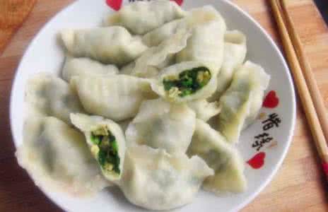 韭菜鸡蛋饺子馅的做法 韭菜鸡蛋饺子的详细做法