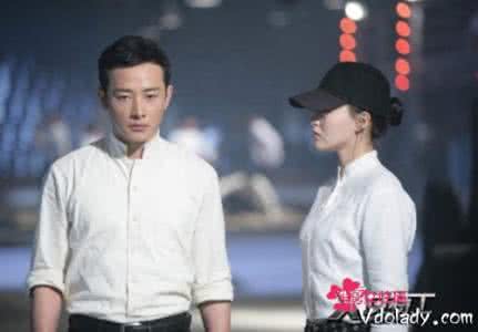 罗晋否认与唐嫣恋情 罗晋否认与唐嫣恋情 明明是罗晋唐嫣宣布恋情,