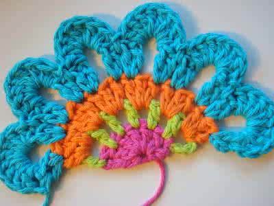 漂亮地毯钩针视频教程 钩针教程----夏天漂亮的窗帘