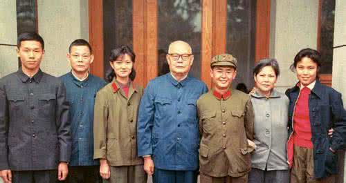 叶剑英后人 叶剑英家族 历史： 揭秘叶剑英的后人今何在_叶剑英家族