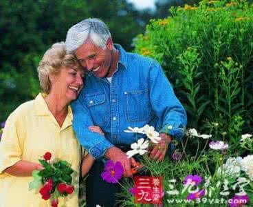 老人膝盖痛特效药偏方 春季老人养生 护好膝盖身体棒