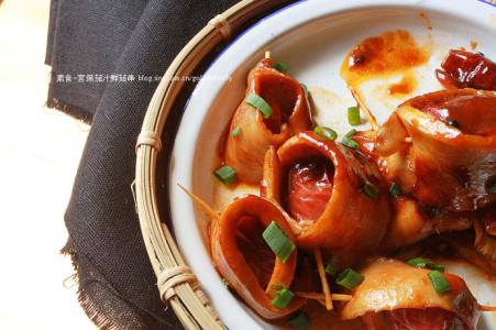 宫保豆腐 劲辣爽口的绝妙素食下酒菜 { 宮保茄汁鮮菇串串 }